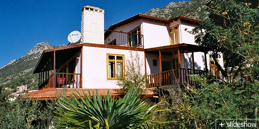 G�l Baba House